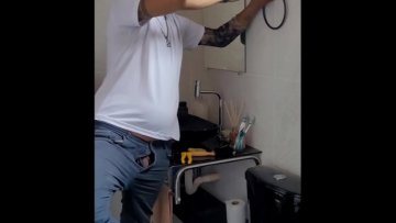 Futai bucatarie electricianul pervers